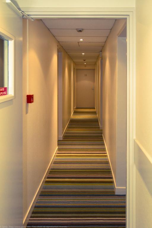 Logis Hotel Du Chateau Combourg Ngoại thất bức ảnh